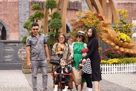 Tết này, lên Bà Nà nghe hát Bài Chòi, nhảy tango với đàn piano khổng lồ