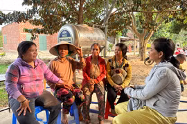 Y Teh - cô đỡ thôn bản tận tâm 