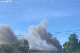 Cháy lớn tại khu công nghiệp ở Phú Yên 