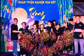 Trung thu năm ấy ở làng Hà Đừng 