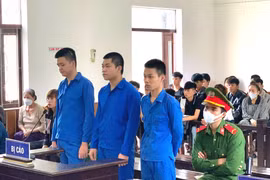 162 tháng tù cho các đối tượng có hành vi côn đồ, xem thường tính mạng người khác 