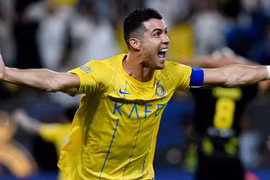 Cristiano Ronaldo thiết lập thêm 2 kỷ lục trong sự nghiệp