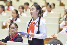 263 trẻ em đóng vai đại biểu Quốc hội trong Phiên họp giả định