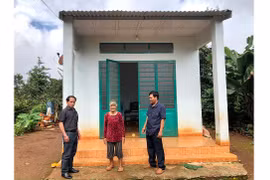 Ia Grai giúp người nghèo “an cư lạc nghiệp”