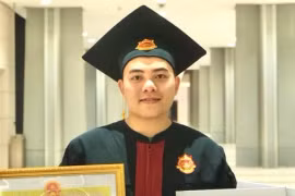 Chàng thủ khoa đạt học bổng trong suốt 8 học kỳ trị giá hơn 150 triệu đồng
