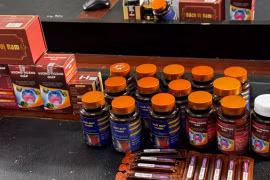 Phá ổ nhóm giả danh bác sĩ lừa bán thực phẩm chức năng giả cho hơn 20.000 người bệnh