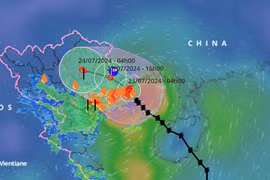 Bão đổ bộ đất liền, vùng ảnh hưởng rất rộng