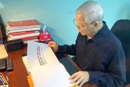 Những ngày cuối đời, Tổng Bí thư Nguyễn Phú Trọng vẫn làm việc, đọc thơ