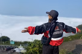 Lên đỉnh Bàn Cờ tìm 'điều đặc biệt' sau cuộc thưởng trà của tỉ phú Bill Gates