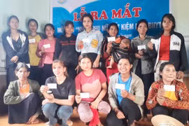 Phụ nữ Chư Pưh tiết kiệm để mua bảo hiểm y tế