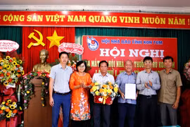 Ra mắt Chi hội Nhà báo Thường trú Kon Tum