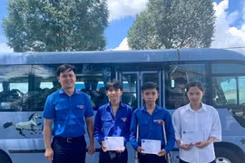 36 đội hình thanh niên tình nguyện Tiếp sức mùa thi ở Kon Tum