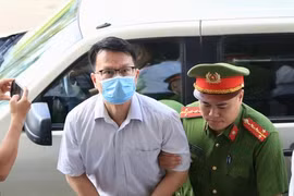 Cựu Đại sứ, Tổng lãnh sự quán khai về việc 'làm giá' với hàng nghìn du học sinh và tù nhân