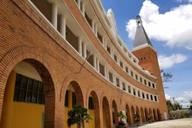 Trường cao đẳng Đà Lạt lần đầu tuyển sinh lớp 10