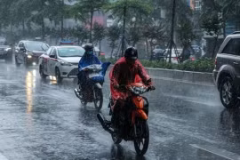 Chiều tối và đêm 9/5, nhiều nơi có mưa to, cảnh báo lốc sét, gió giật mạnh