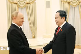 Chủ tịch Quốc hội Trần Thanh Mẫn hội kiến Tổng thống LB Nga Vladimir Putin