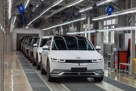 Con số trái ngược về lượng xe sản xuất và nhập khẩu tại thị trường Việt