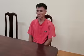 Bắt giữ đối tượng bán 6 người, cả em trai qua Campuchia