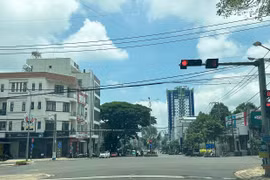 Dự báo xảy ra lốc, sét và gió giật mạnh tại nhiều khu vực trên cả nước