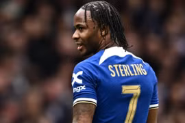 Chelsea thua trận mở màn, Sterling tuyên bố 'dằn mặt' gây sốc