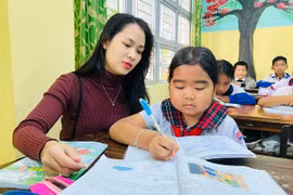 Nghị lực của cô học trò mắc bệnh hiểm nghèo