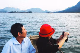 Mênh mang hồ Thác Bà