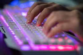 Anh cảnh báo về các cuộc tấn công chatbot