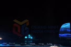 Khai mạc Carnaval Hạ Long 2024 với những màn biểu diễn đầy cuốn hút