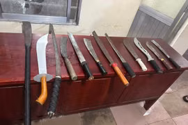 Triệu tập gần 30 người cầm hung khí chuẩn bị hỗn chiến