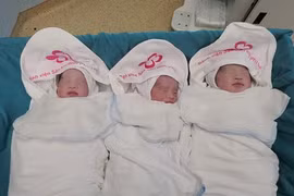 Phú Thọ: Mổ đẻ thành công cho sản phụ mang 3 thai tự nhiên hiếm gặp