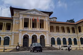 Giám đốc người nước ngoài kiện CGV Việt Nam đòi bồi thường 6 tỉ đồng