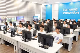 Nhân lực - 'chìa khóa' ngành bán dẫn