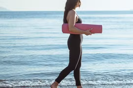 Những lợi ích sức khỏe tuyệt vời của đi bộ buổi tối