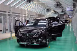 Giảm 50% lệ phí trước bạ ô tô sản xuất trong nước từ ngày 1/9