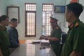 Bình Định: Mua bán pháo trái phép, bị khởi tố