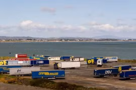 Vụ người di cư trong xe đông lạnh ở Ireland: Xúc tiến công tác bảo hộ công dân