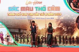 Liên hoan sắc màu thổ cẩm thành phố Kon Tum lần thứ III