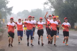 Sẵn sàng chạy đồng hành “Vì bình yên biên giới”