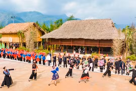 Tết này, du xuân xuyên Việt ở đâu vừa 'chất', vừa vui hết nấc?