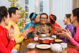 Xuân đoàn tụ, tết sum vầy