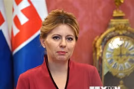 Phe đối lập Slovakia muốn luận tội Tổng thống Zuzana Caputova