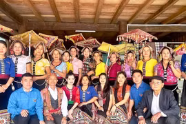 Thủ lĩnh đoàn tâm huyết, giữ hồn văn hóa dân tộc Thái