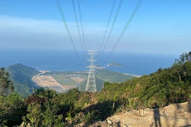 Thủ tướng: Đường dây 500 kV mạch 3 đưa vào khai thác chậm nhất vào ngày 30-6 