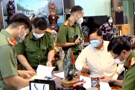 Lật tẩy bí mật của đường dây cấp biển số đẹp