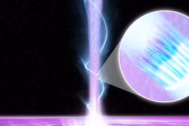 NASA phát hiện siêu lỗ đen đang bắn thẳng vào Trái Đất