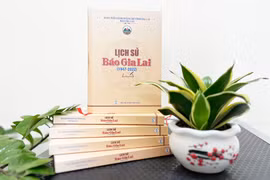 Đôi điều về công việc viết sử