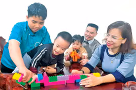 Vợ chồng “khoa bảng”