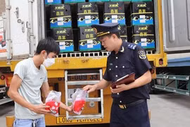 Hoạt động xuất khẩu nông sản tại các cửa khẩu vẫn diễn ra bình thường