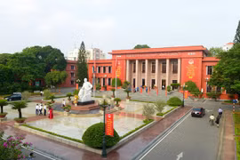 Học viện Chính trị quốc gia Hồ Chí Minh xây dựng và hoàn thiện các chương trình bồi dưỡng lý luận chính trị