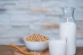 Sữa đậu nành có gây hại cho sức khỏe của nữ giới không?